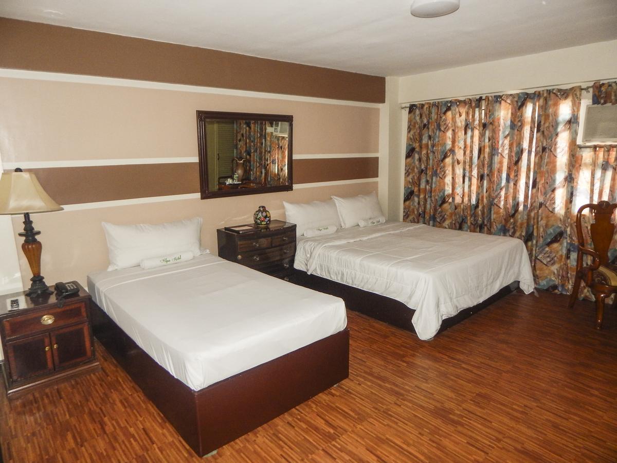The Alpa Hotel And Restaurant Batangas Esterno foto