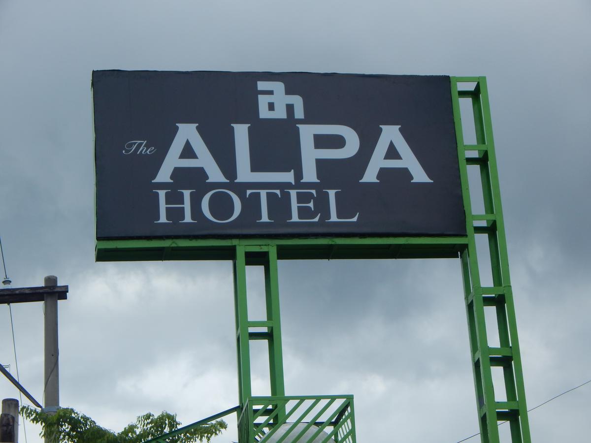The Alpa Hotel And Restaurant Batangas Esterno foto