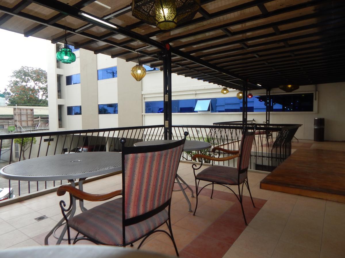 The Alpa Hotel And Restaurant Batangas Esterno foto