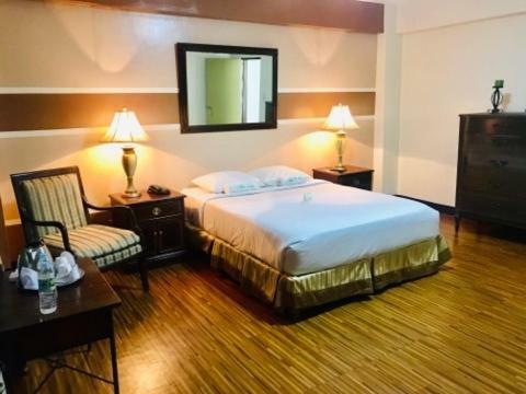 The Alpa Hotel And Restaurant Batangas Esterno foto